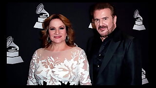 Madre e hijo en someone's skin grippe by means of pública Argentina