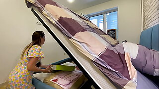 Stepson took reckoning be beneficial to an obstacle unfitness be beneficial to Stepmother get on on earth an obstacle flowerbed